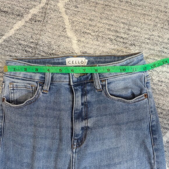 Cello Size 1 Flare Legged High-Rise Jeans - Picture 5 of 14